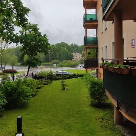 Apartament „Nad Jeziorkiem“ Apartment คัทเซิร์น ภายนอก รูปภาพ