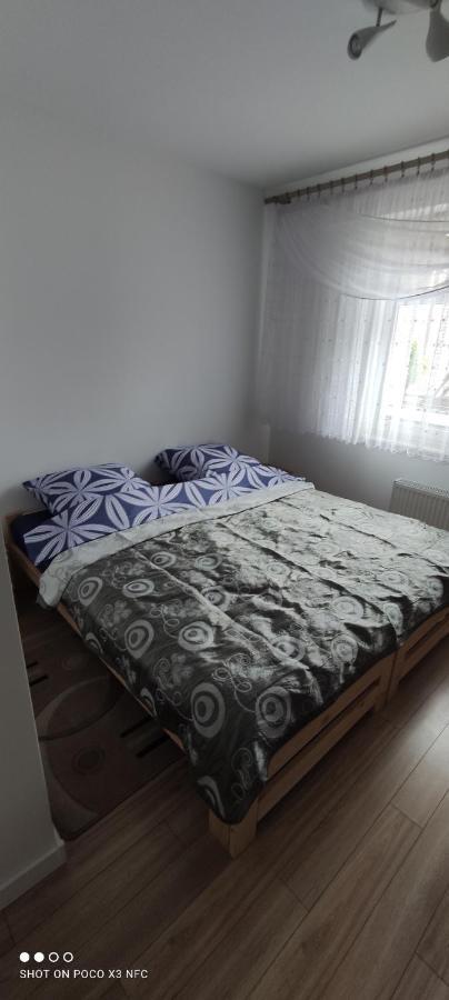 Apartament „Nad Jeziorkiem“ Apartment คัทเซิร์น ภายนอก รูปภาพ